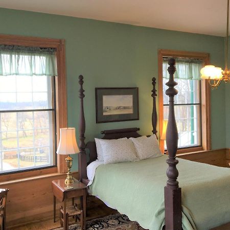 Smithfield Farm B&B Уинчестер Экстерьер фото