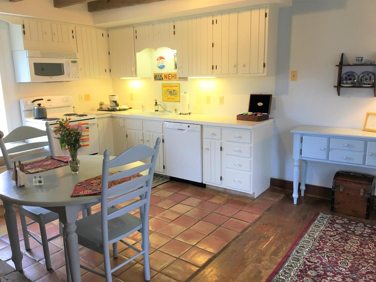Smithfield Farm B&B Уинчестер Экстерьер фото